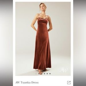 AW Bridal Tuanku Dress (Velvet) size 4